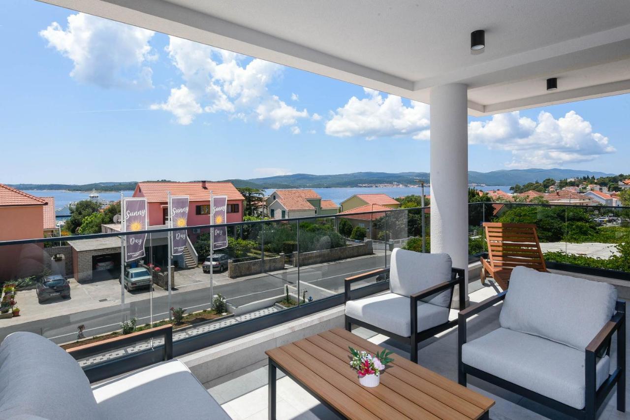 Sunny Day Luxury Holiday Apartments Orebić Esterno foto