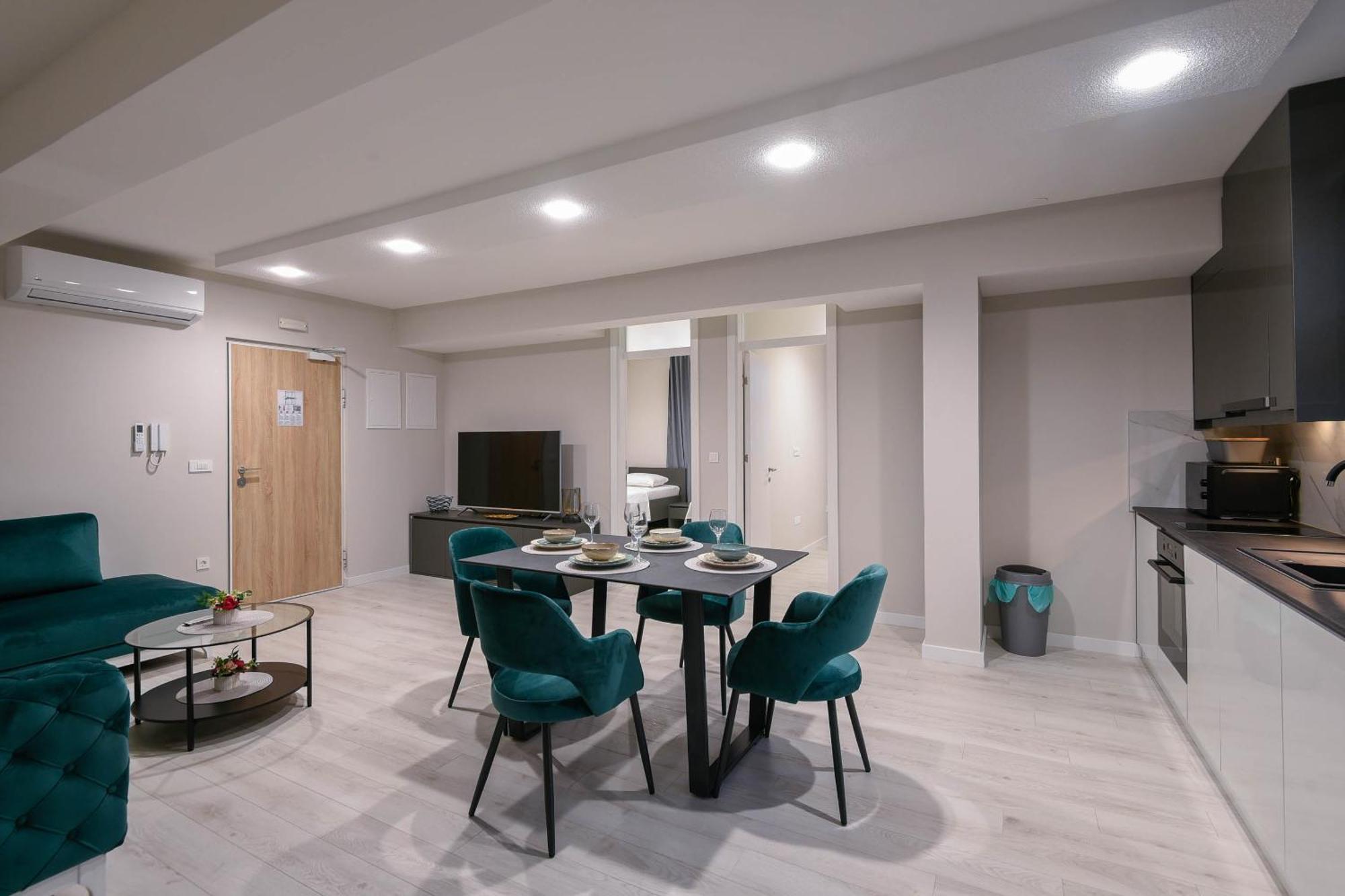 Sunny Day Luxury Holiday Apartments Orebić Esterno foto