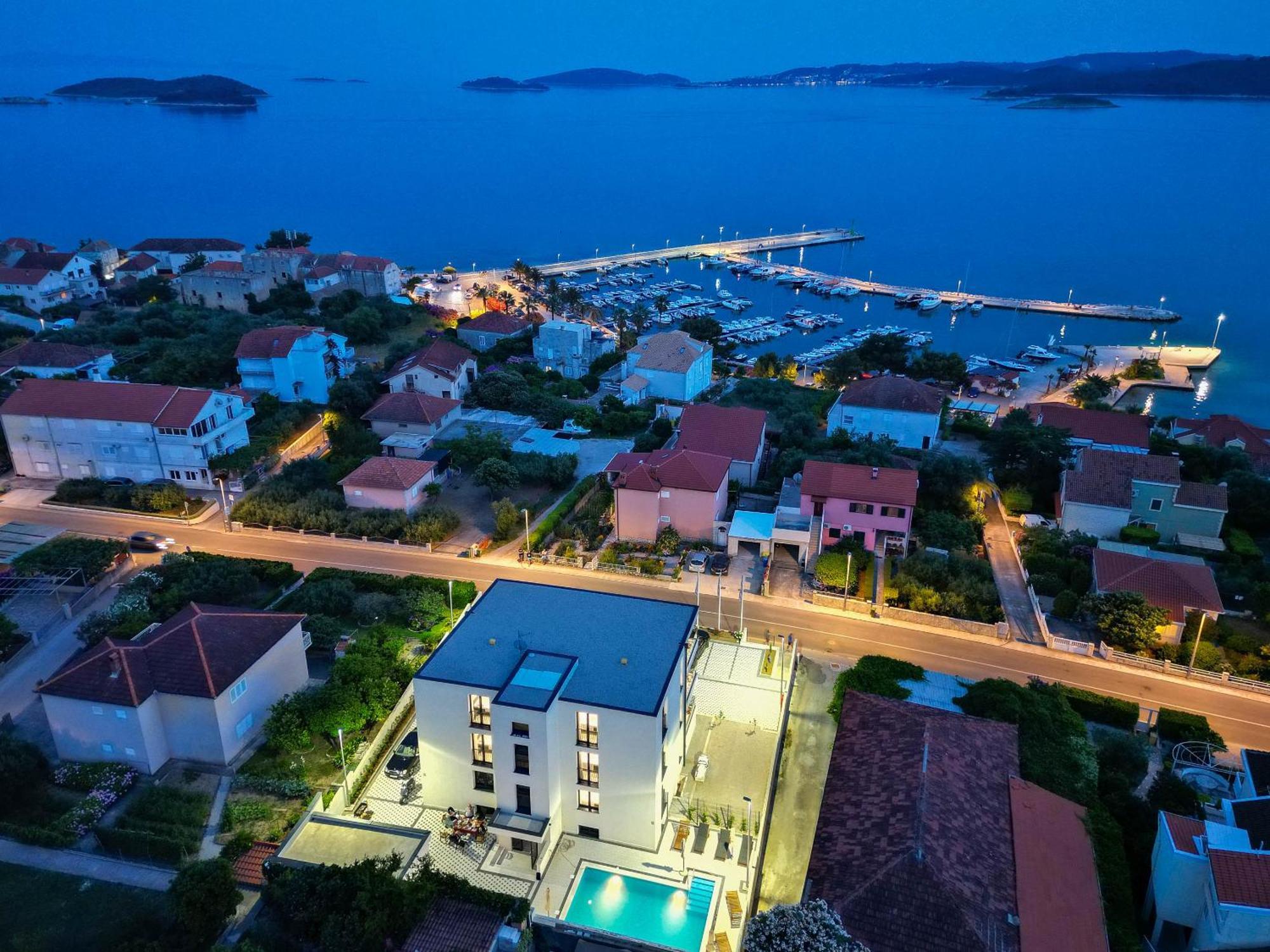 Sunny Day Luxury Holiday Apartments Orebić Esterno foto